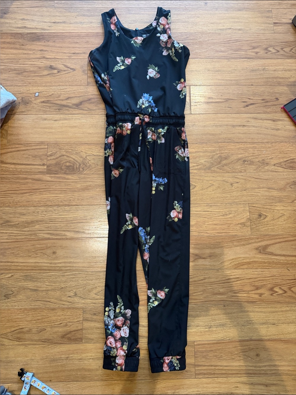 Albion Women’s  Black Floral Jumpsuit with pockets size medium new no tags
